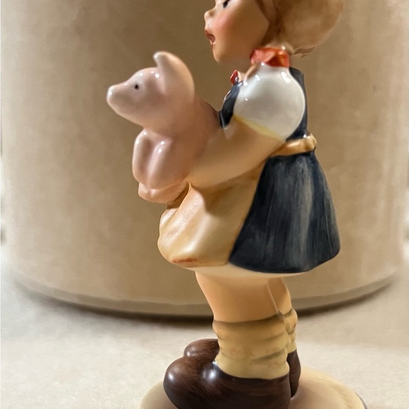 Hummel figurine # 1382 Pigtails. - Picture 3 of 7